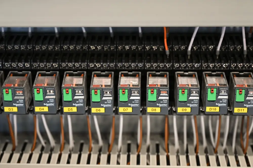 AC Capacitor and Contactor