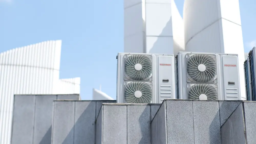 Ground vs Air Source Heat Pump